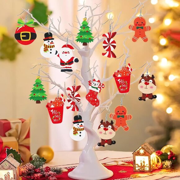 9 Pairs Christmas Faux Leather Earrings for Women Xmas Santa Claus Christmas Tre - Picture 2 of 7